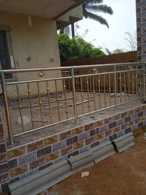 Photo - Balcony Design for Stainless Handrails