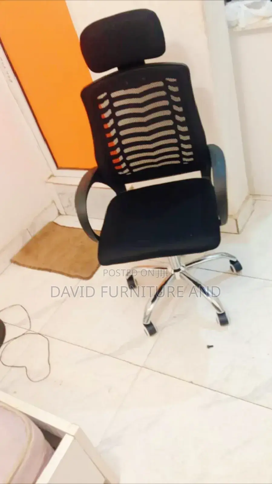Mesh Headrest (Swivel)