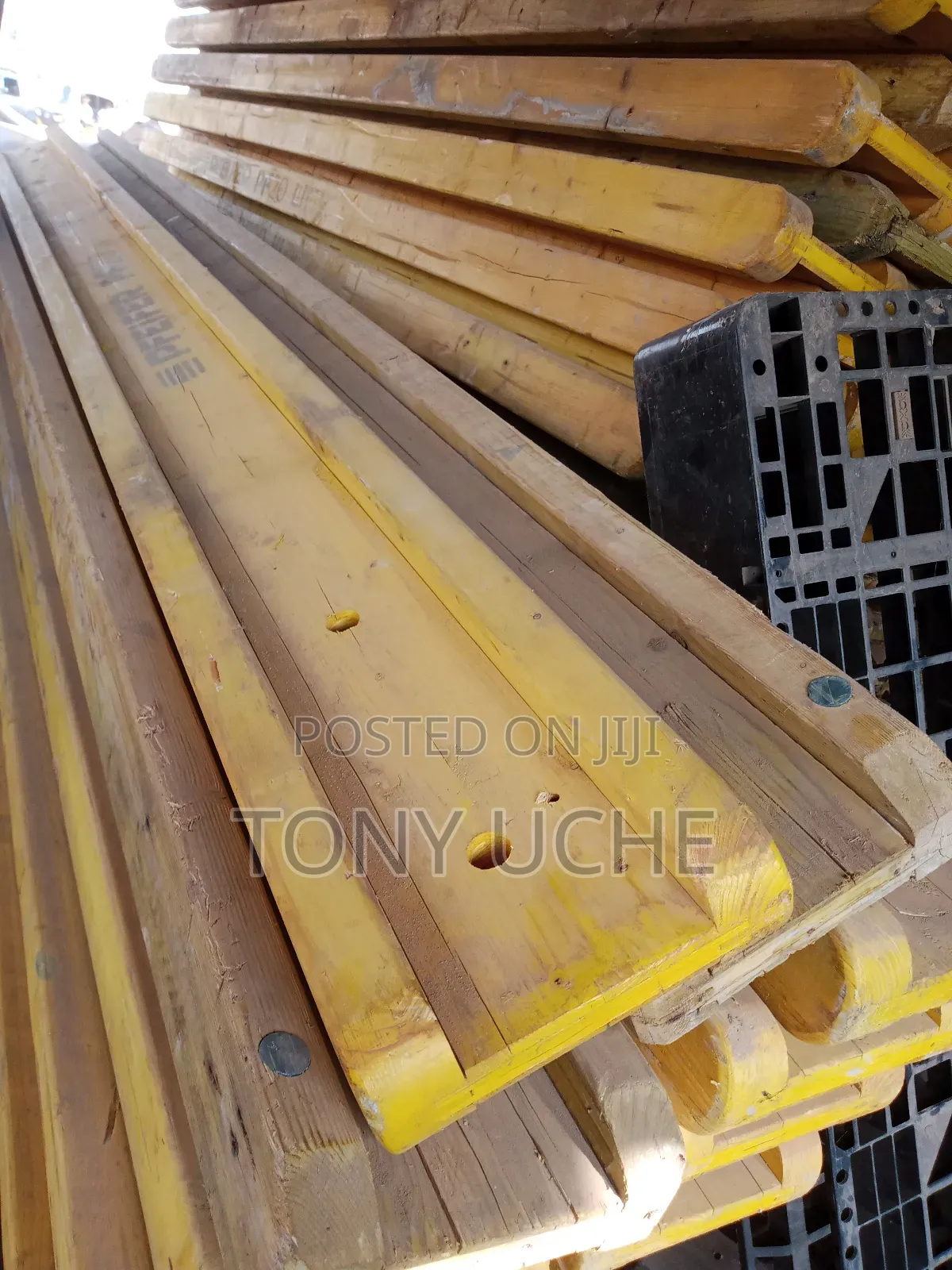 Yellow Doka Wood