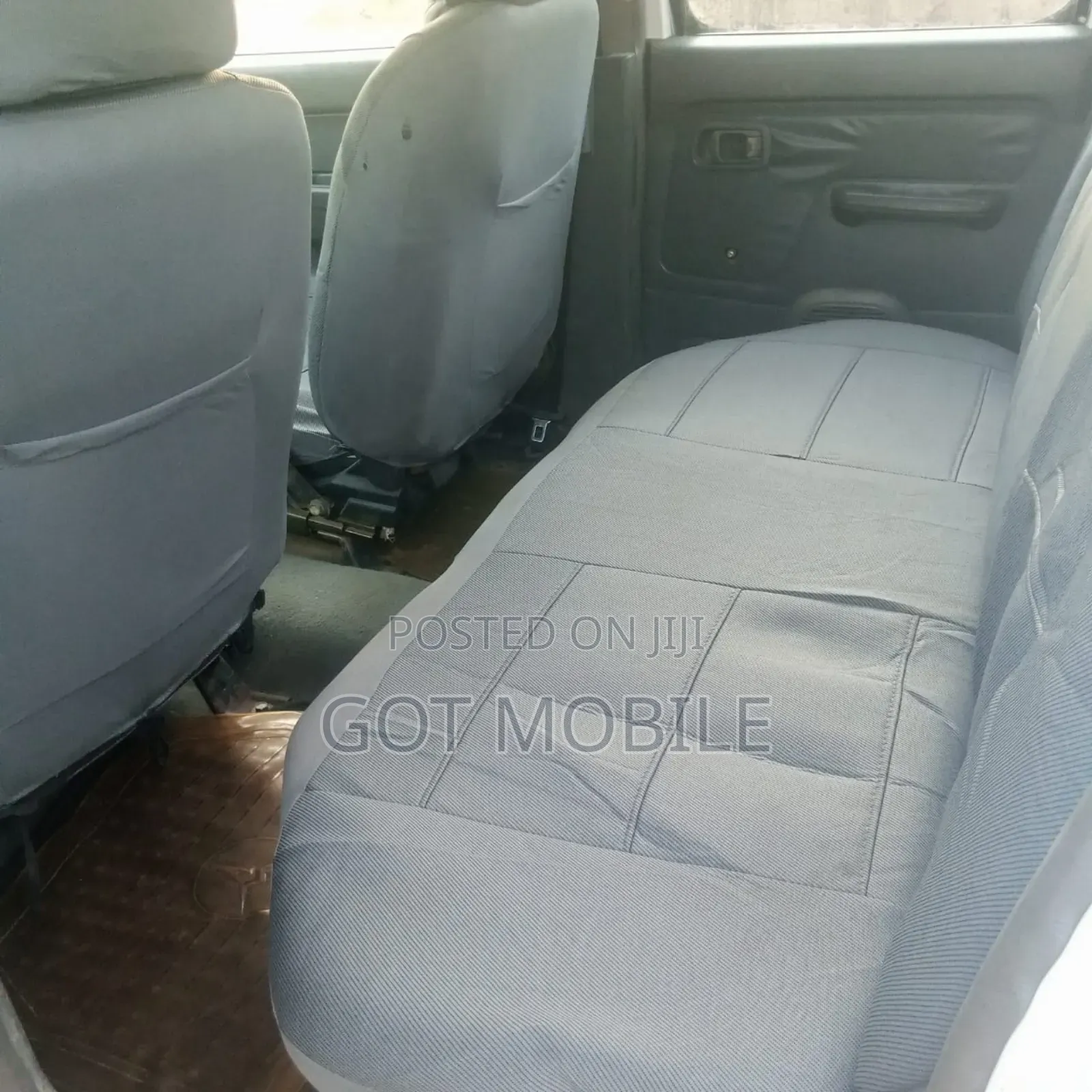 Nissan Frontier 2014 White