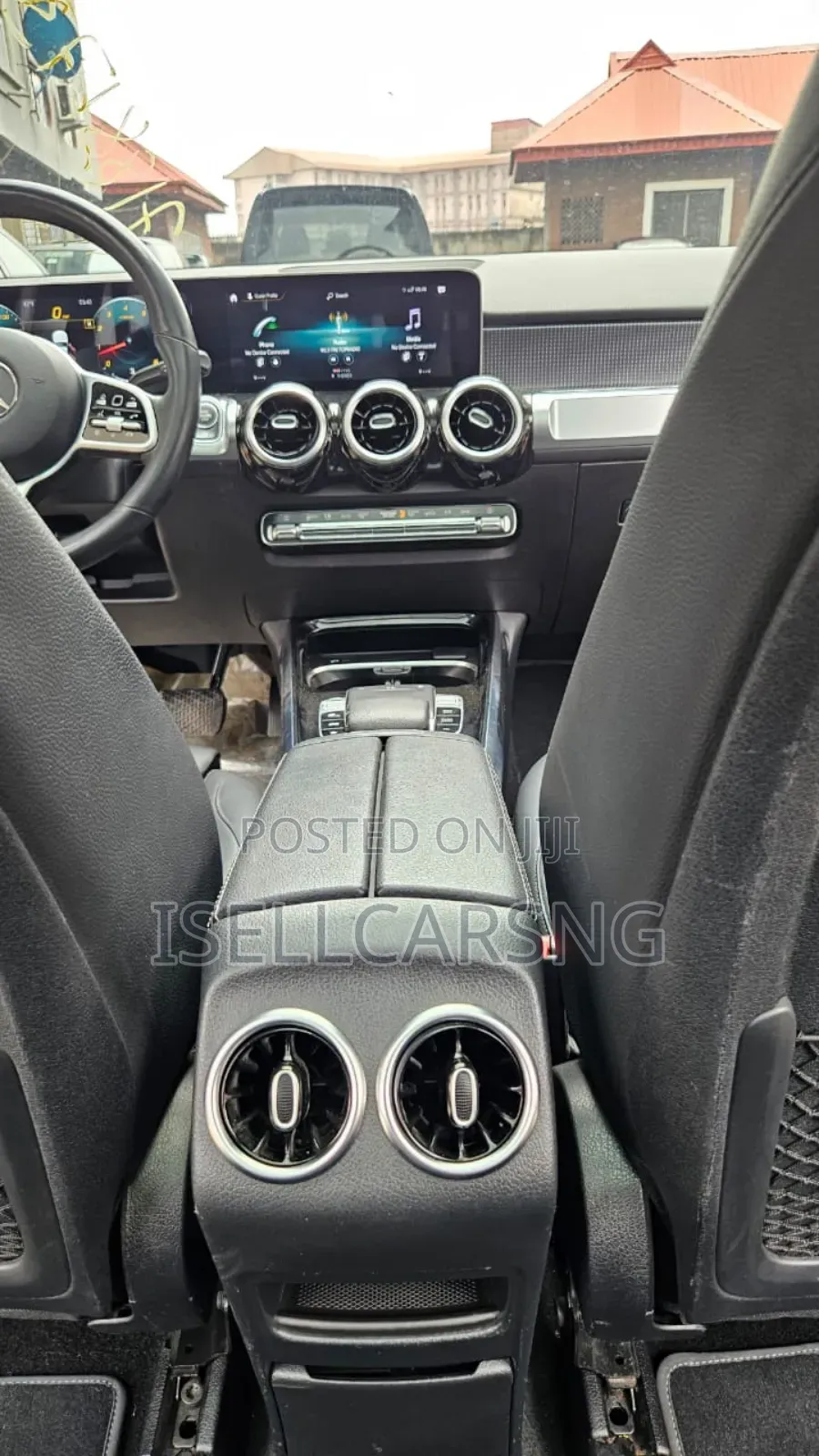 Mercedes-Benz GLB-Class GLB 250 4MATIC 2020 Silver