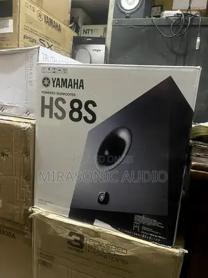 Yamaha HS8S Powered Subwoofer