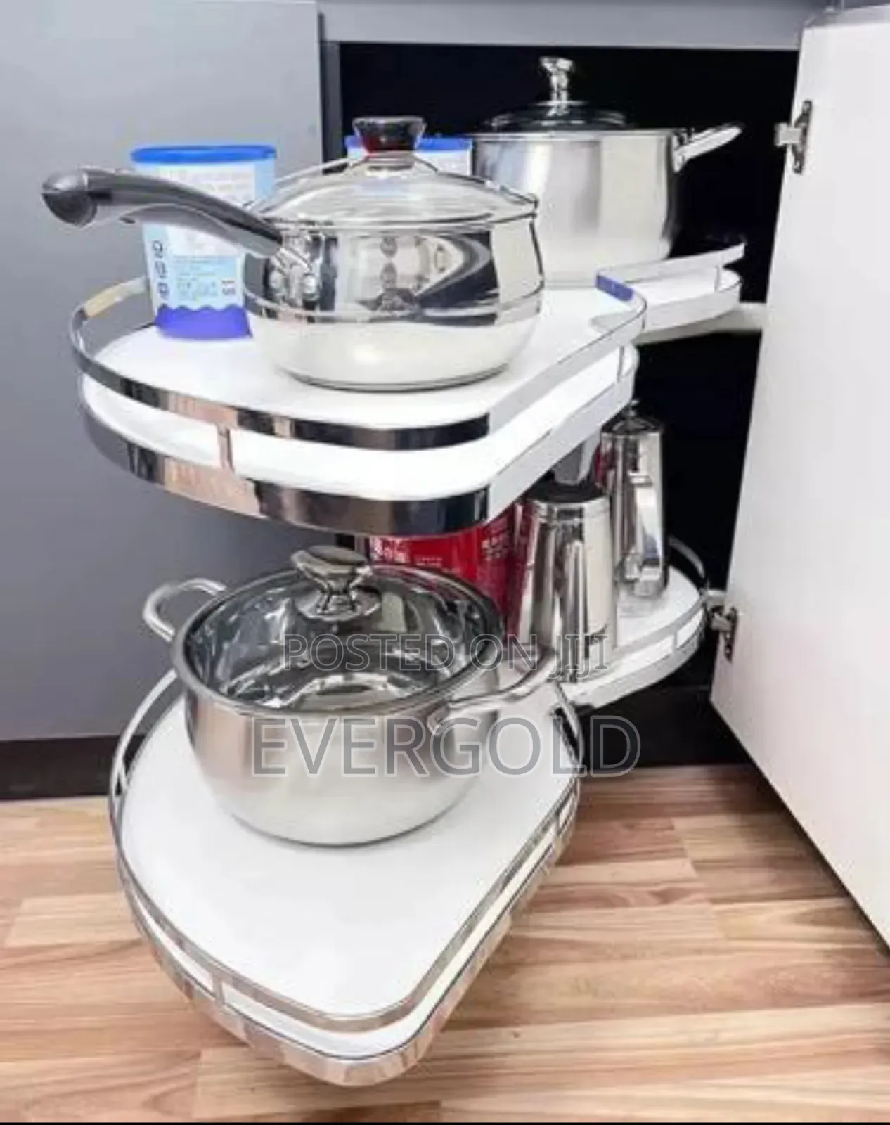 Pot Rack Available With Complete Accessories