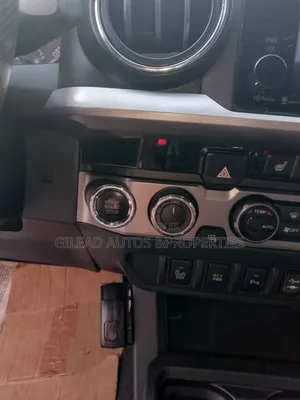 Toyota Tacoma Limited 2017 White