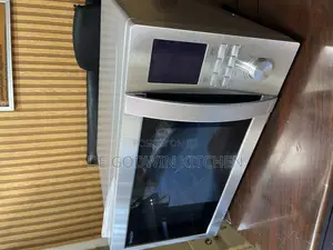 32L Commercial Microwave