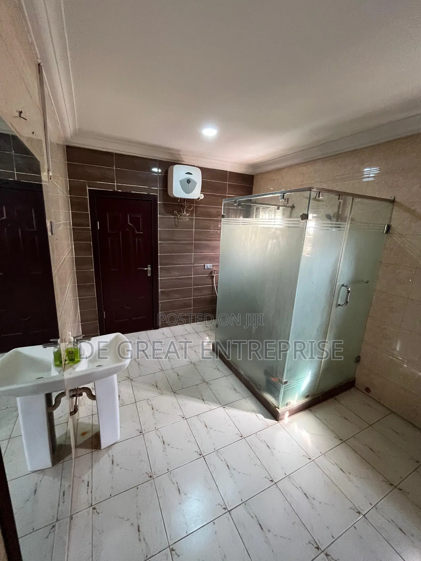 Furnished 4bdrm Apartment in Private, Jabi for rent