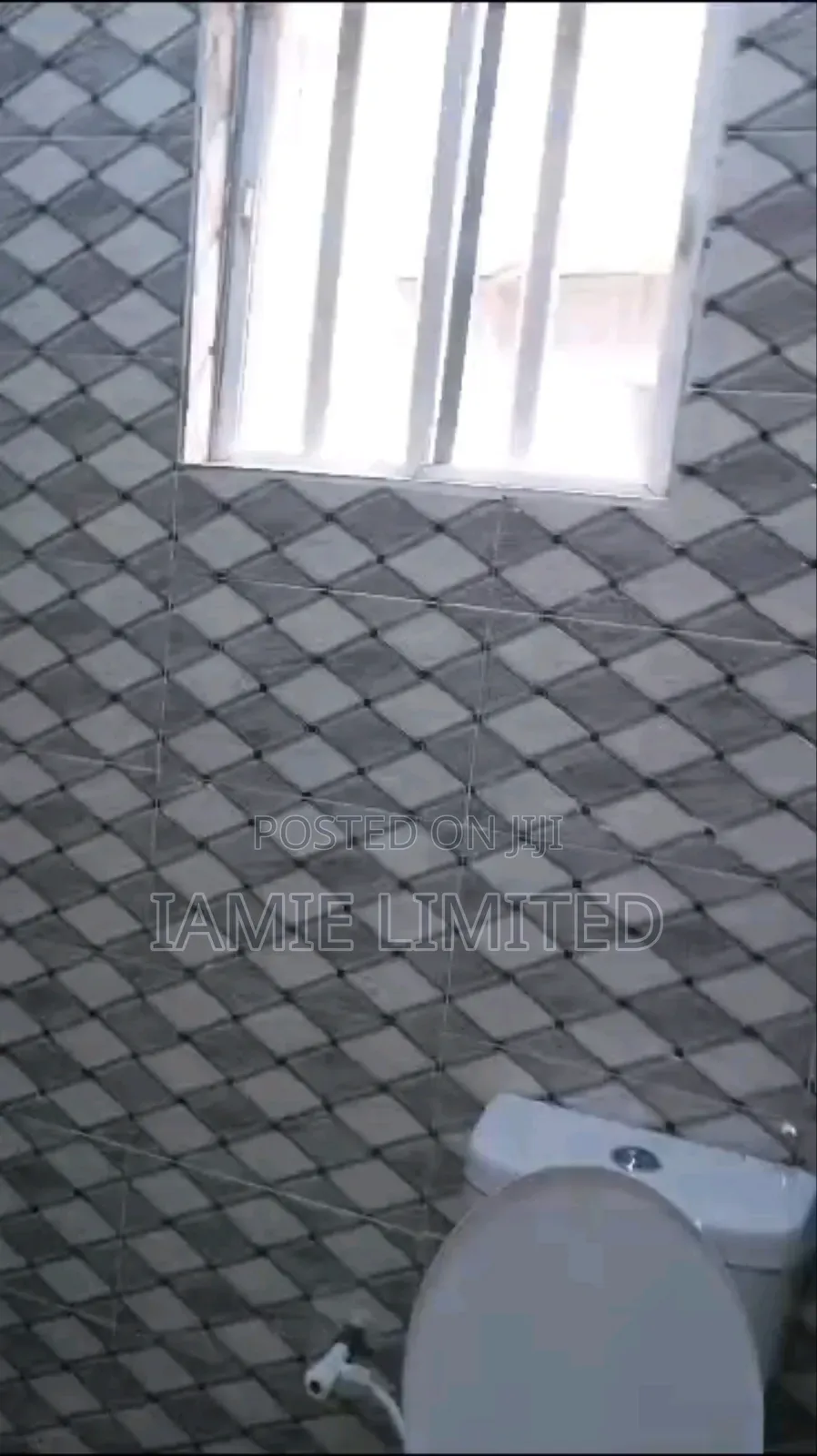 2bdrm Block of Flats in Nigercat, Warri for rent