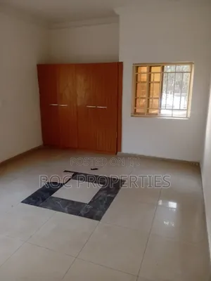 2bdrm Block of Flats in Zone 3 / Wuse for rent
