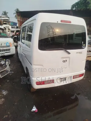 Daihatsu Hijet 2010 White