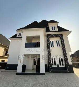 6bdrm Duplex in Karsana for sale