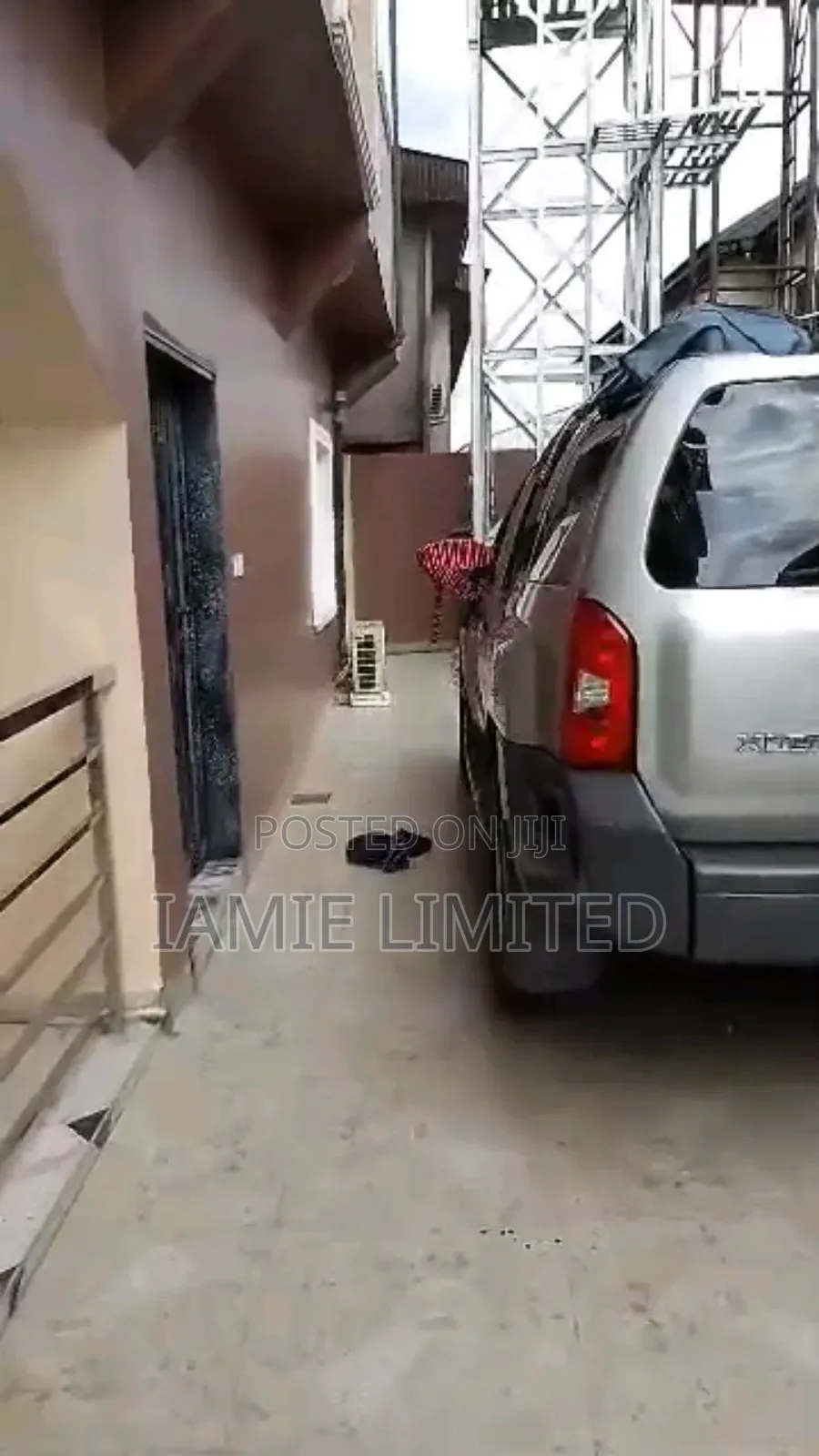 2bdrm Block of Flats in Jakpa Road, Warri for rent