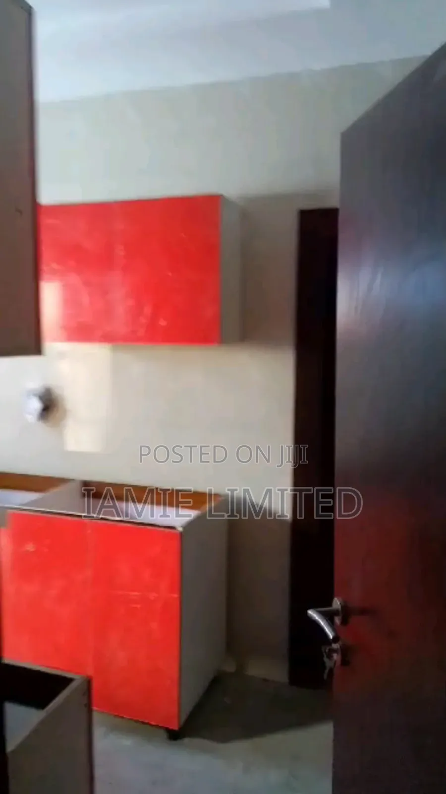 2bdrm Block of Flats in Jakpa Road, Warri for rent
