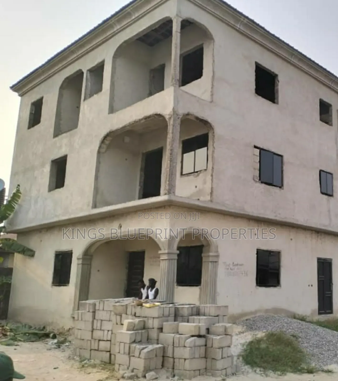 2bdrm Block of Flats in Chalisco, Warri for sale