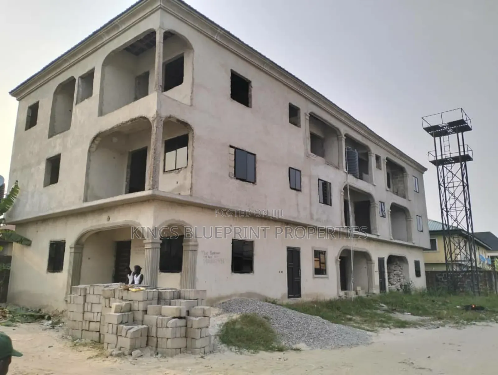 2bdrm Block of Flats in Chalisco, Warri for sale