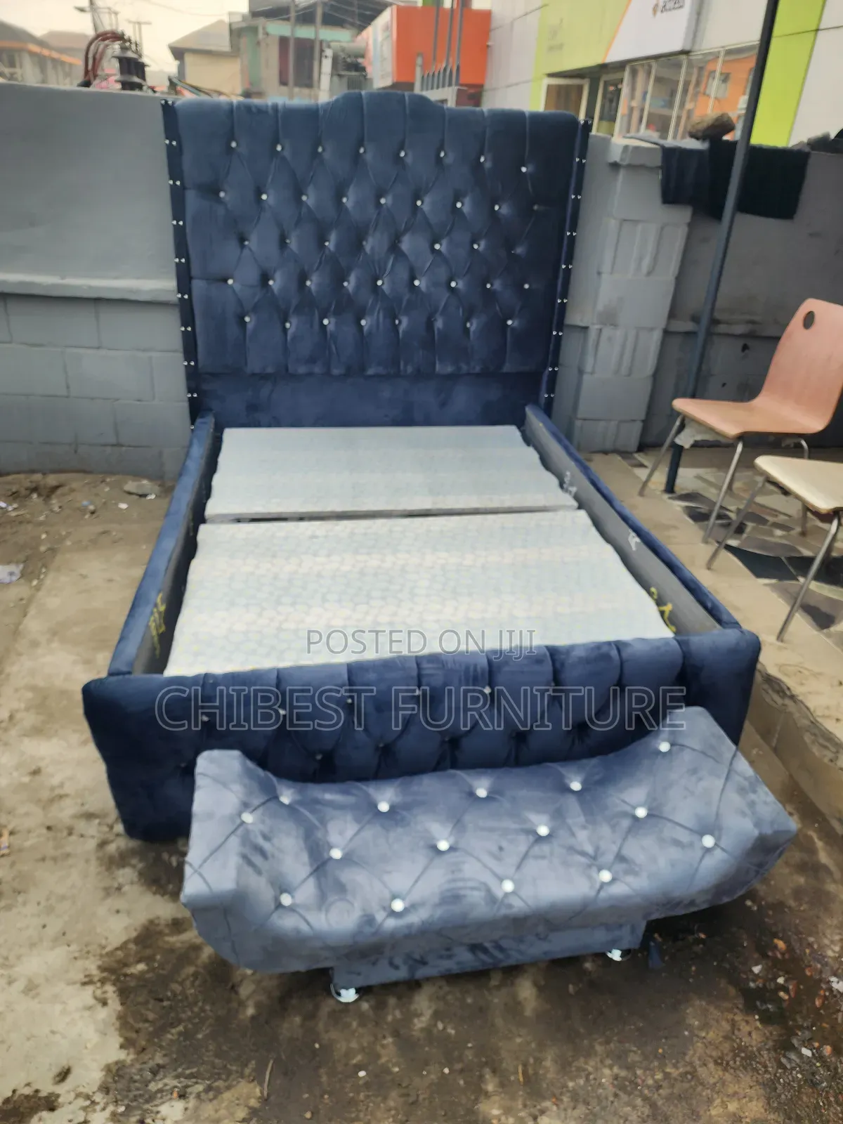 4.5by6 Bed Frame With Footrest