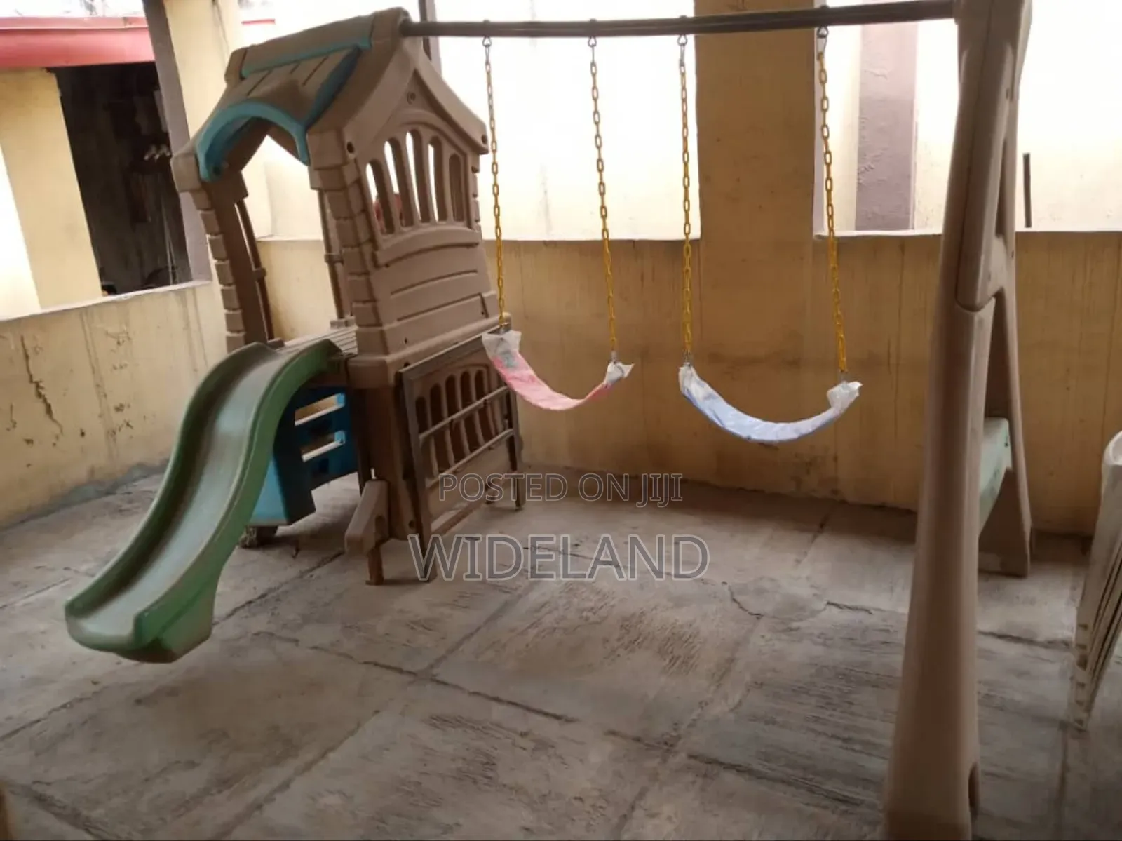 Primary Wing and Slide