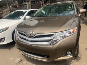 Toyota Venza V6 2012 Brown