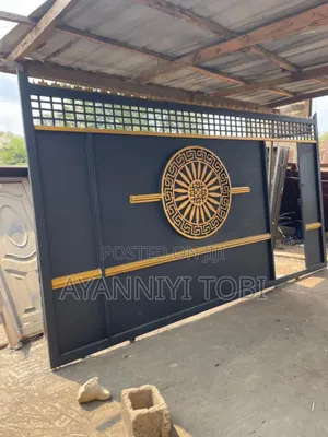Design Rolling Gate