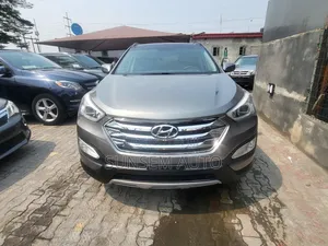 Hyundai Santa Fe Limited FWD 2016 Gray