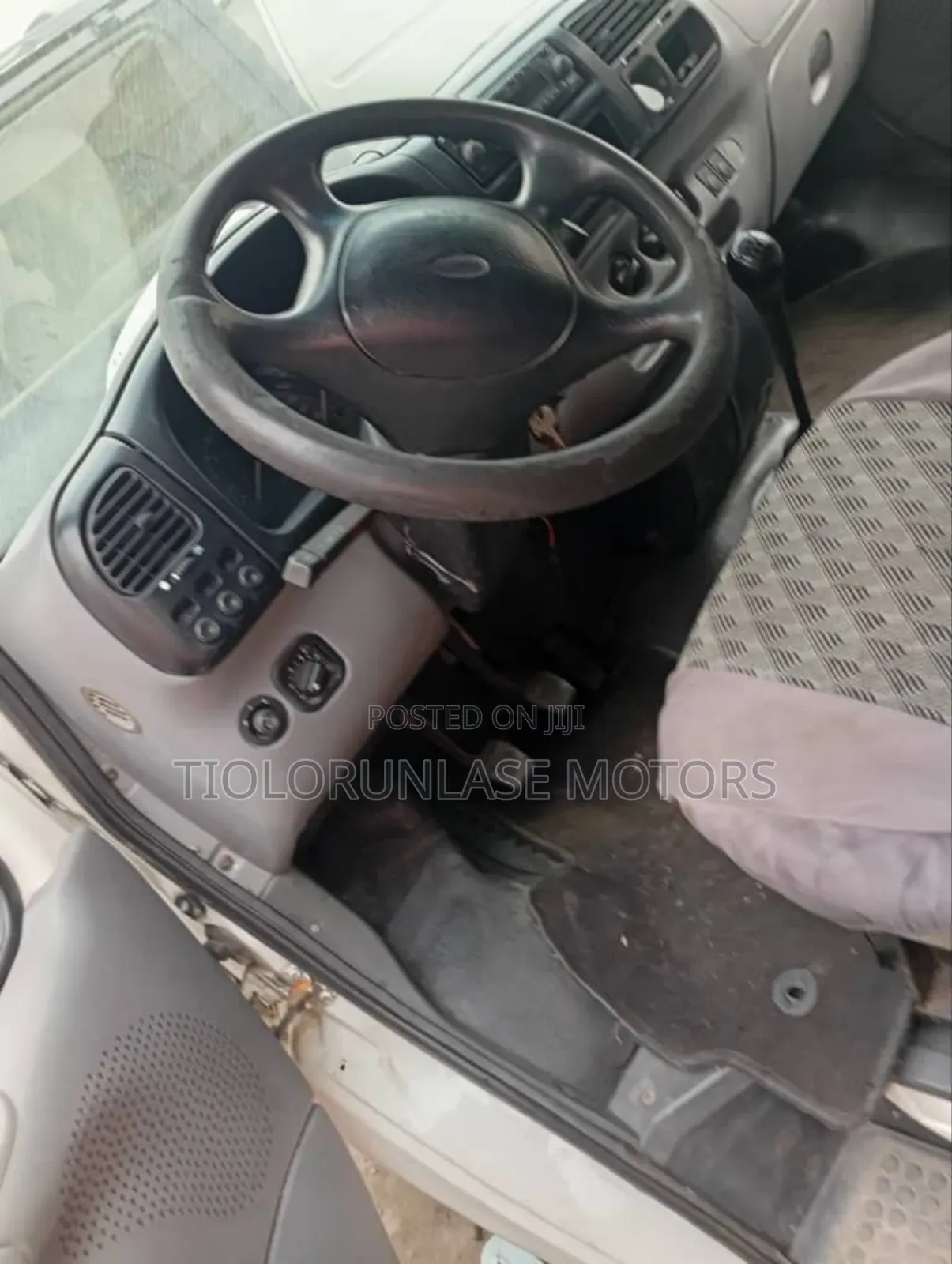 Ford Transit 2004 White