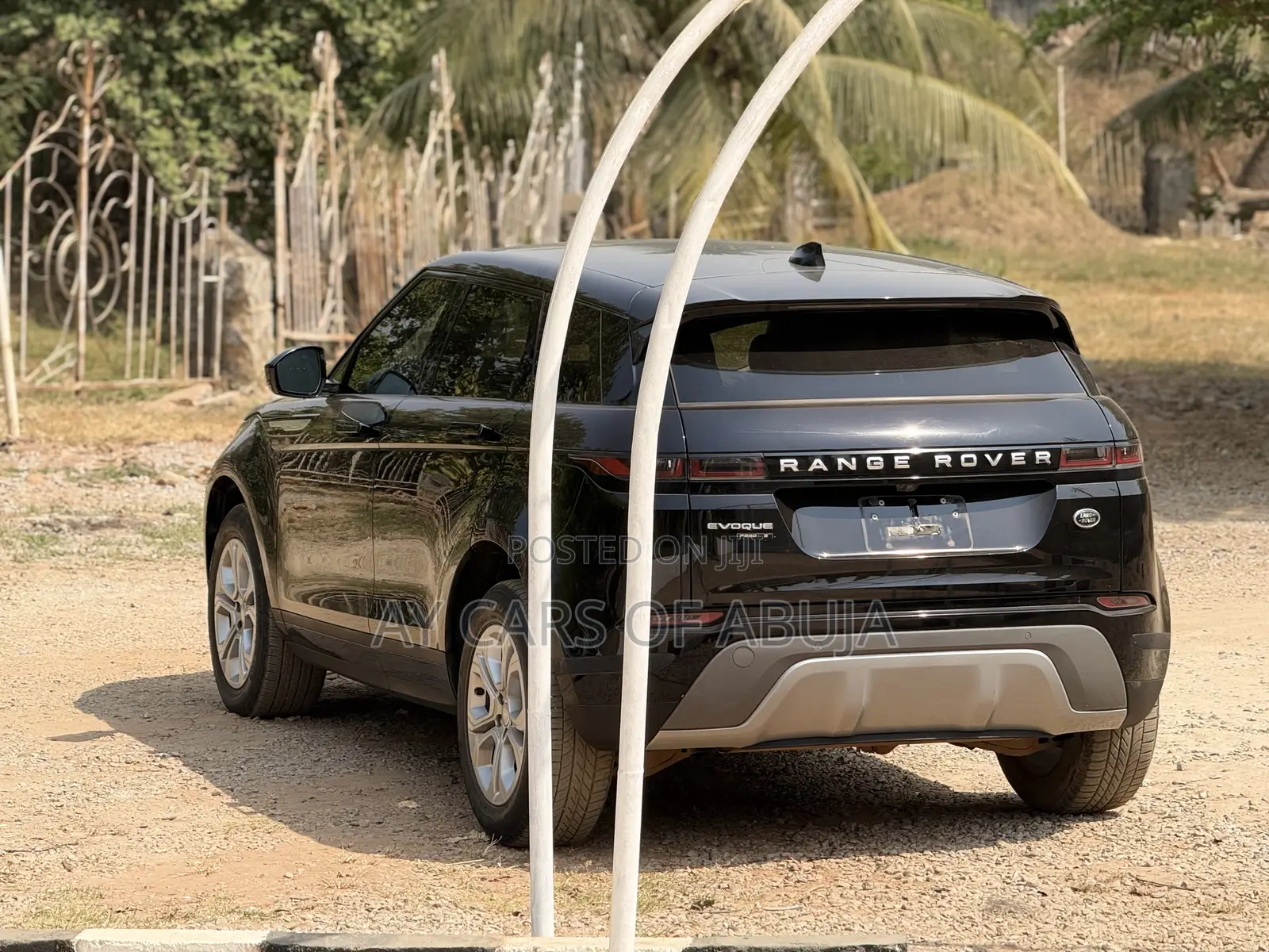 Land Rover Range Rover Evoque SE 4x4 5-Door 2019 Black