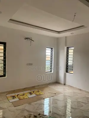 Photo - 3bdrm Block of Flats in Millennium Estate for sale