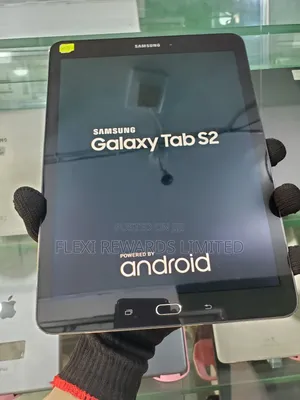 Photo - Samsung Galaxy Tab S2 9.7 32 GB Black