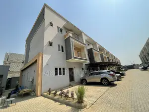 4bdrm Townhouse/Terrace in Jahi for sale