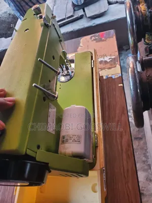 Privilege Straight and Zigzag Electric and Manual Machine