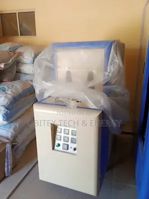 Semi-Automatic PET Blow Machine – Up to 20 Litres