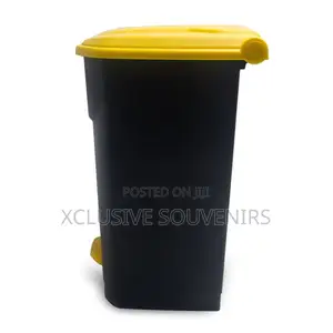 80l Top Quality Plastic Outdoor Foot Pedal Dustbin