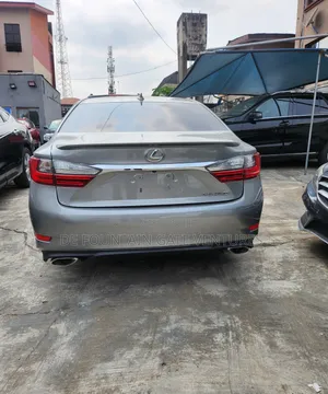 Lexus ES 350 FWD 2016 Silver