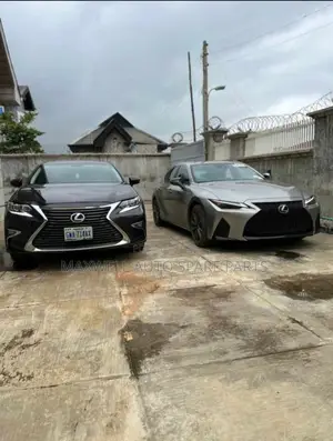 Lexus IS 250 Headlight Direct 2022 All Types of Parts Avail