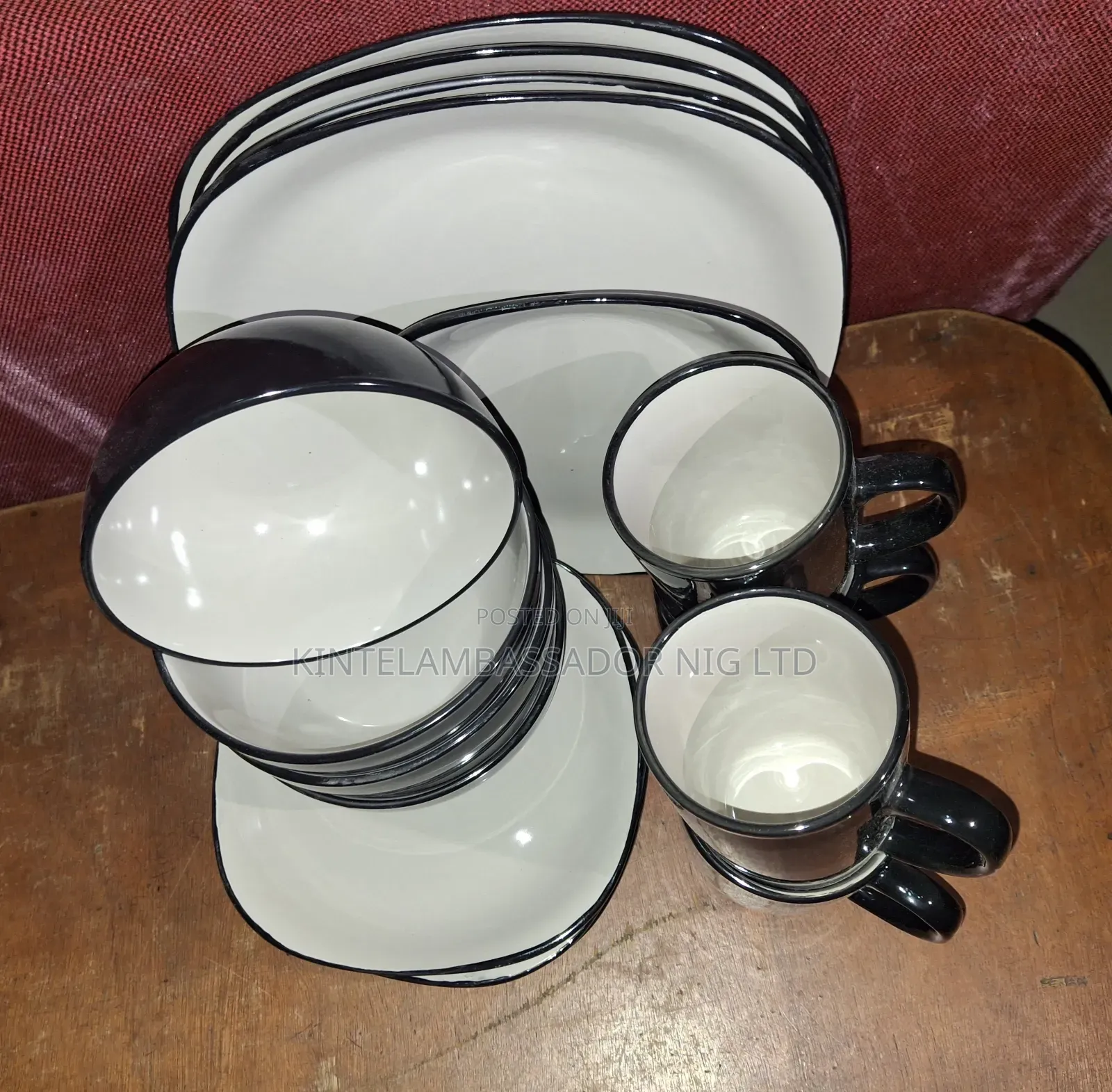 16 Pieces Dinner Set