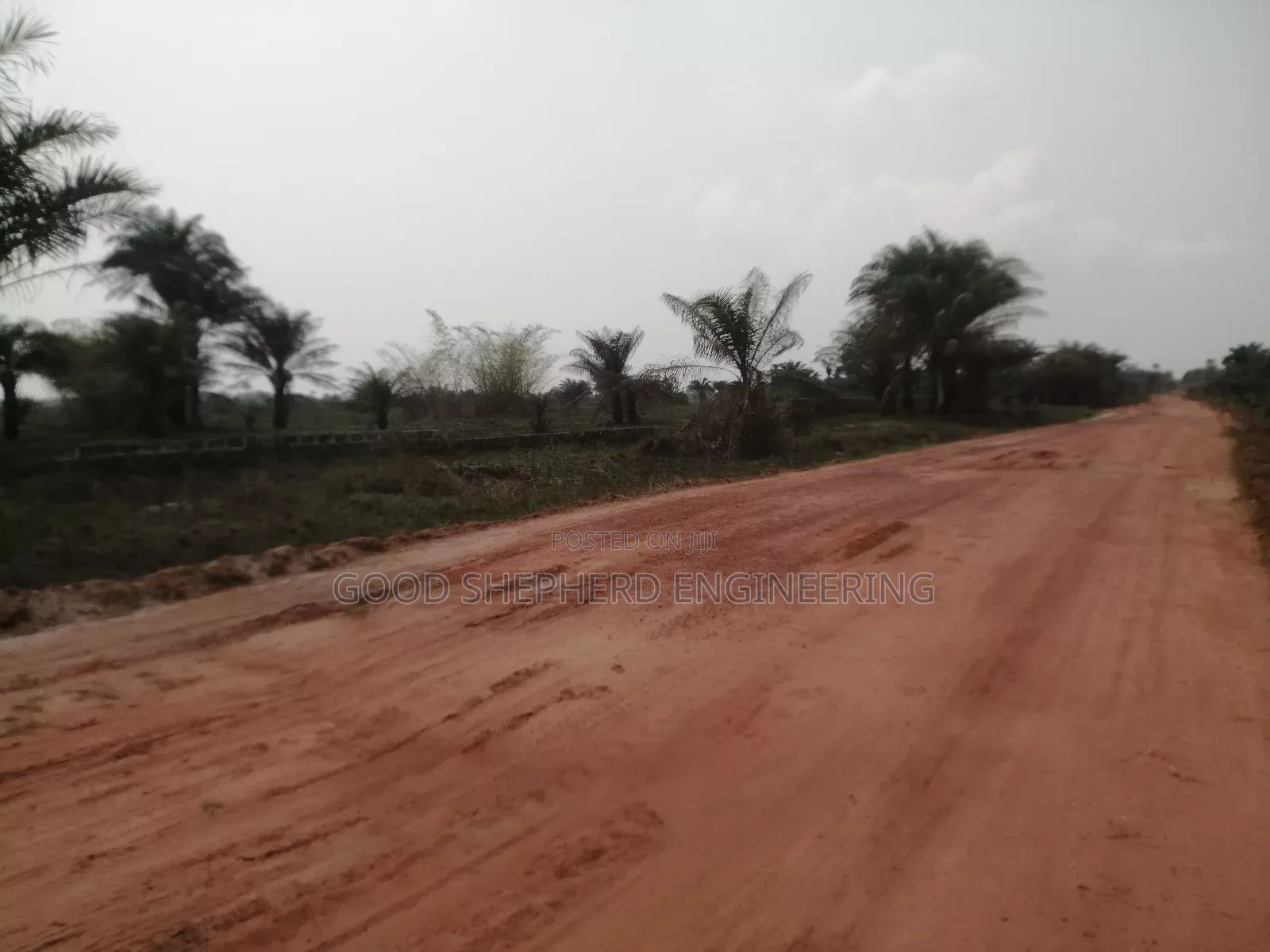 Buy Dryland at Facing Expressway at Ode-Omi, Dangote Refinery Ax,Ogun State