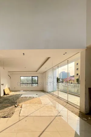 Exquisite Luxury 5-bedroom Home With Cinema, Swimmin...