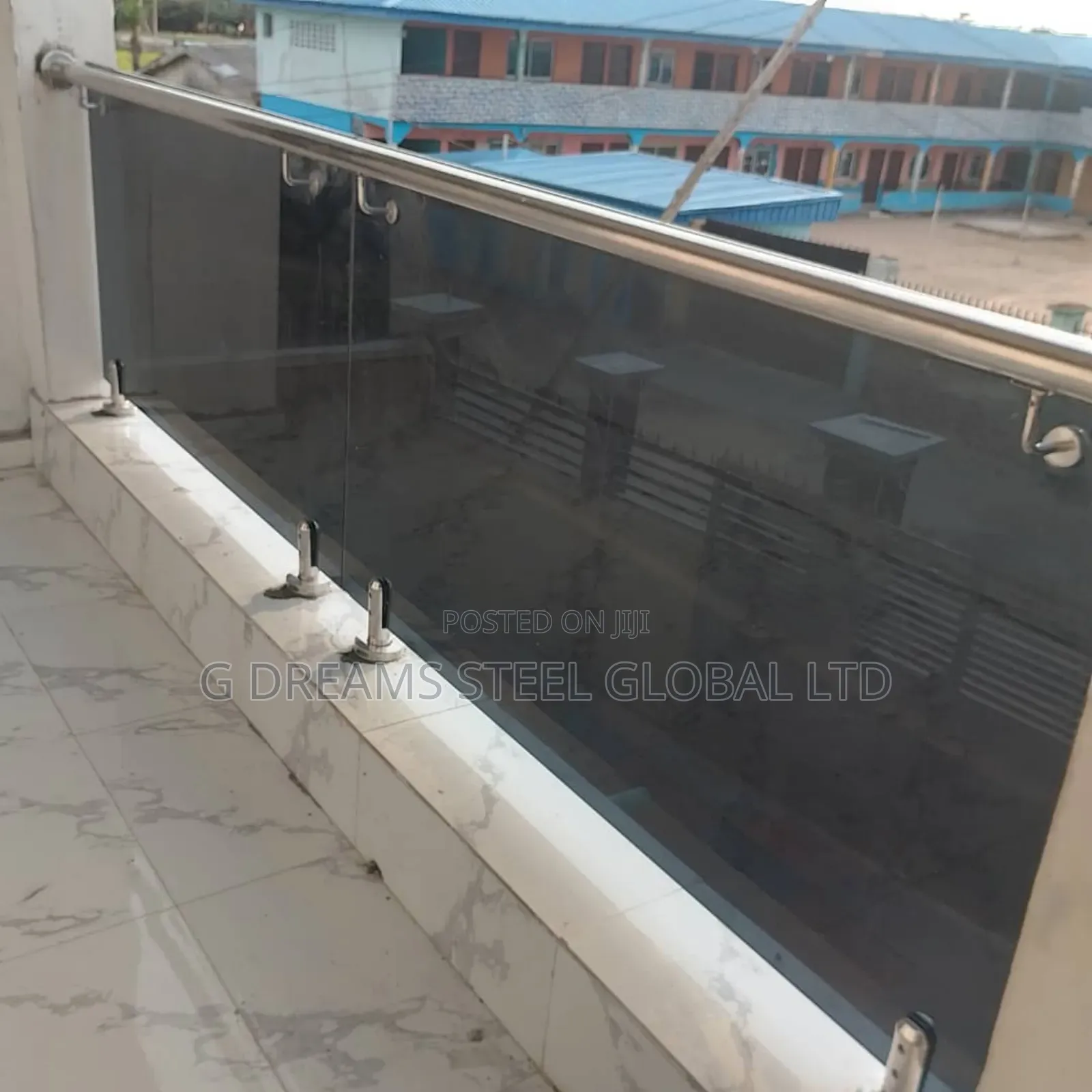 Handhold Glass Railings