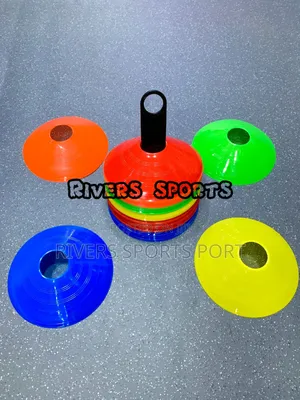 Soccer Agility Training Cone by 50 Pieces .With Steel Holder