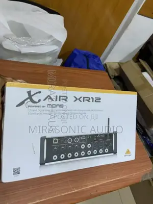 Behringer X-air XR12 Digital Mixer