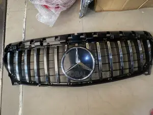 Front Grill Cla 250 New Model Gt