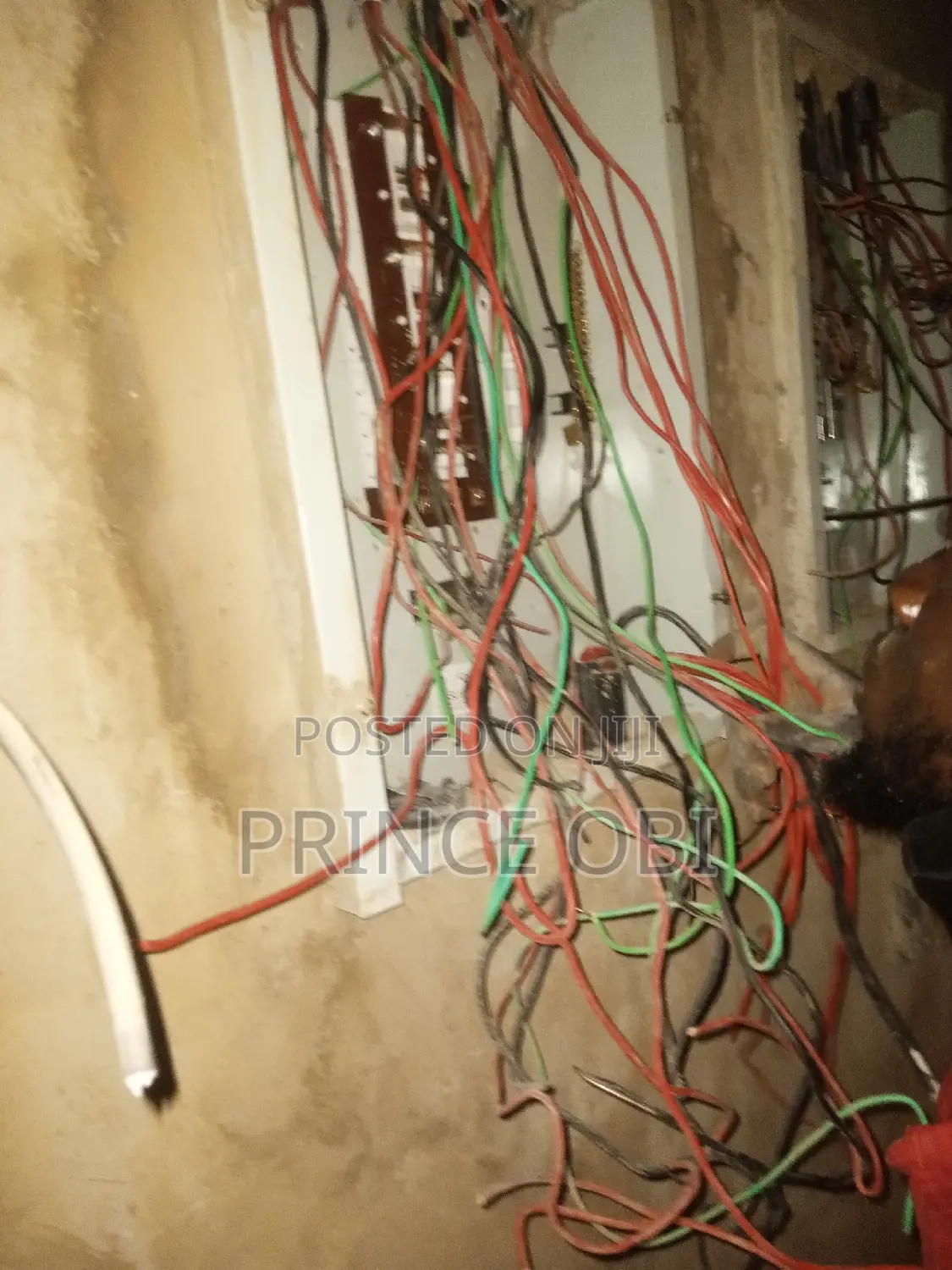 DP House Electrician/Installations