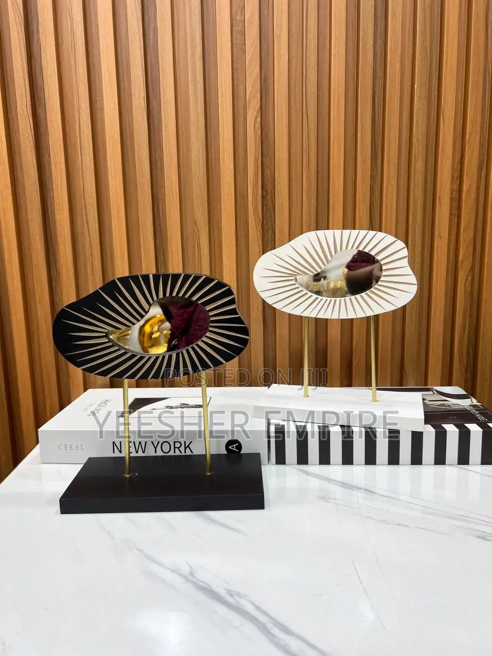 Decorative Mirror Figurine