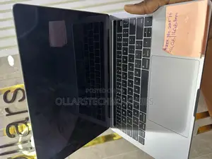 Laptop Apple MacBook Pro 2019 16GB Intel Core I7 SSD 256GB