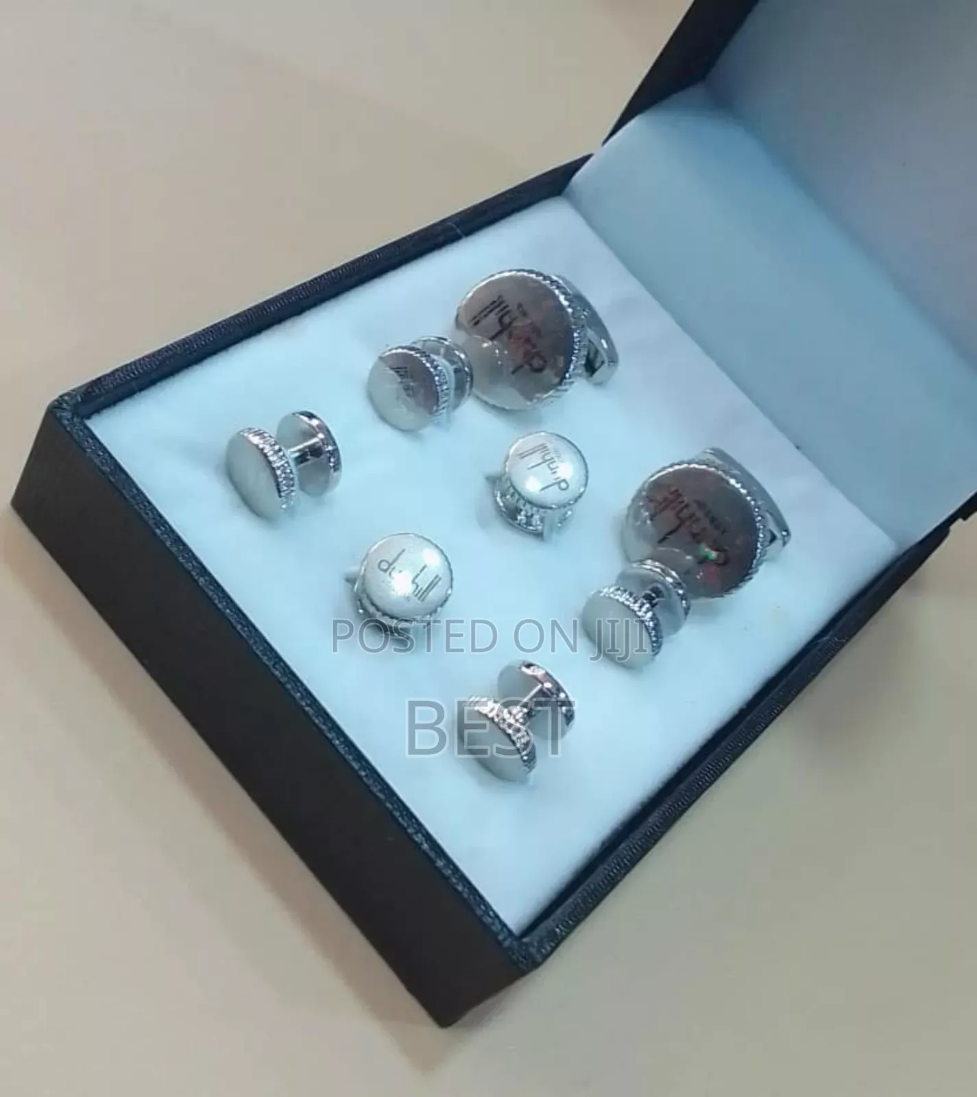 Cufflinks With 6 Botton