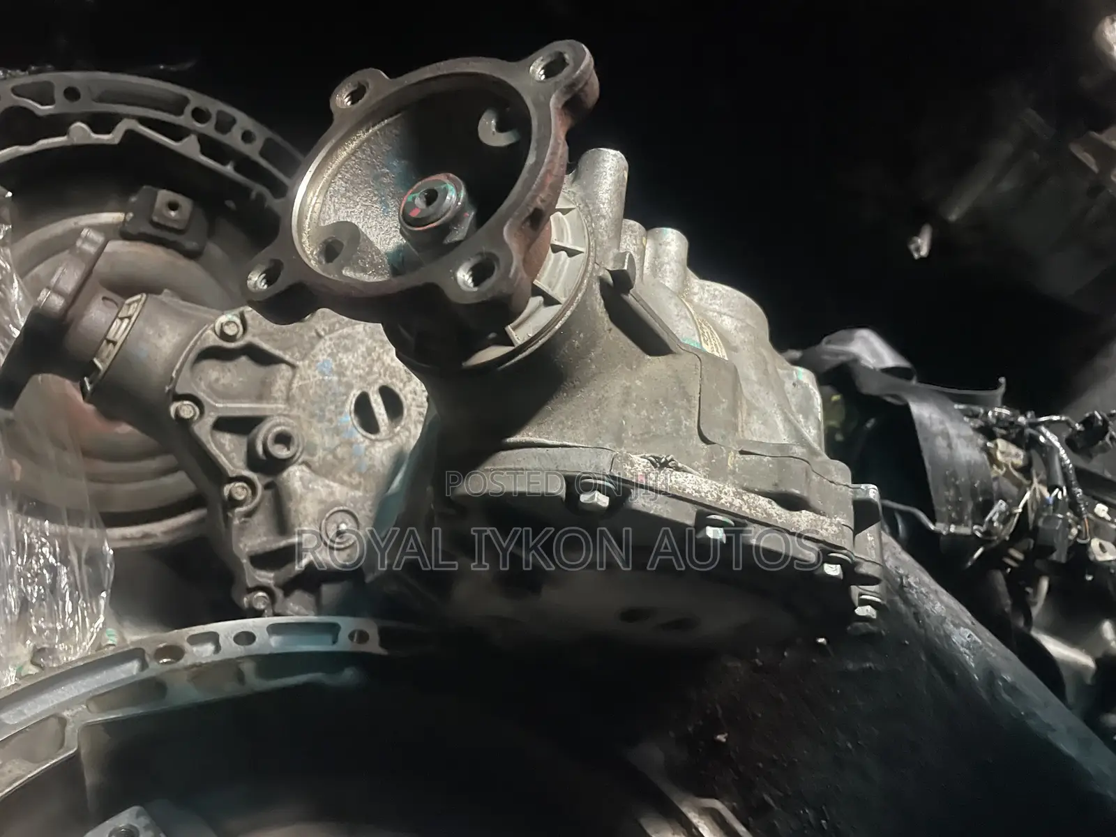 Auxiliary Ford Explorer 2016