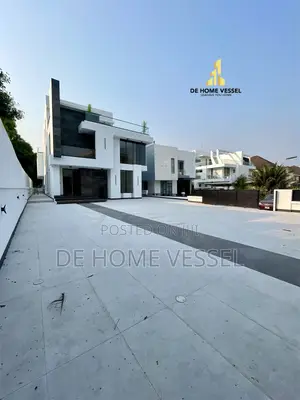 5 Bed Smart Home With Cinema, Elevator, Gym, Pool & Rooftop