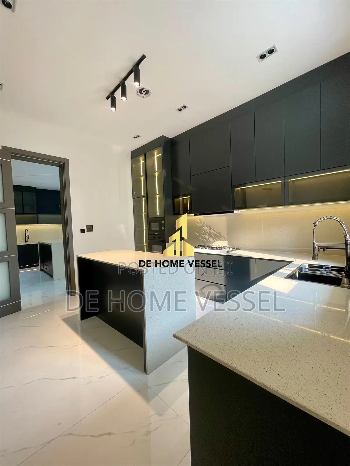 5 Bed Smart Home With Cinema, Elevator, Gym, Pool & Rooftop
