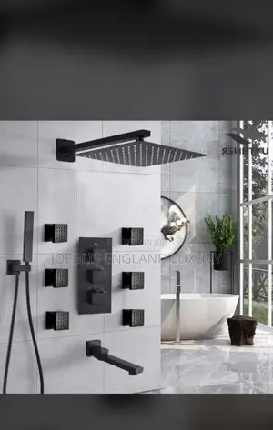 Conduit Shower With 6 Nozzles Black