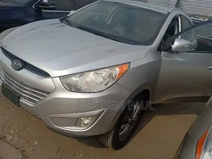 Hyundai Tucson Limited AWD 2013 Silver