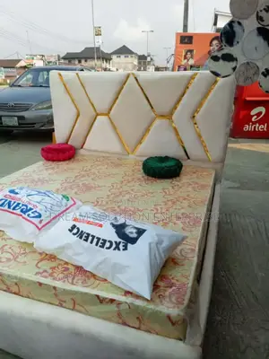 6/6 Bed Frame With Mattress